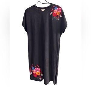 Floral Embroidered Black Maxi Dress